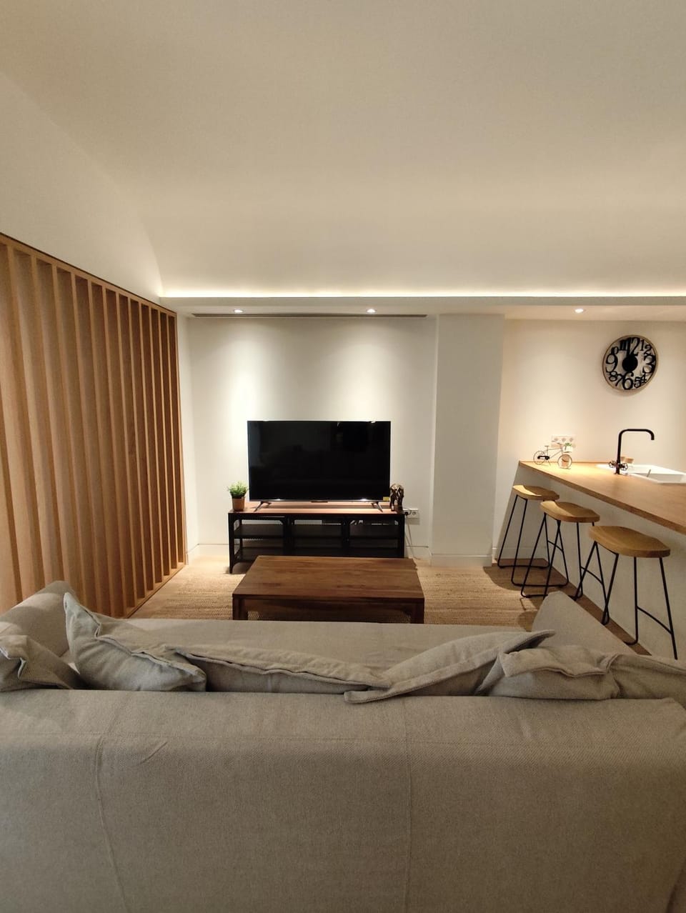 Communal lounge/ TV room, TV and multimedia, Living room, Seating area