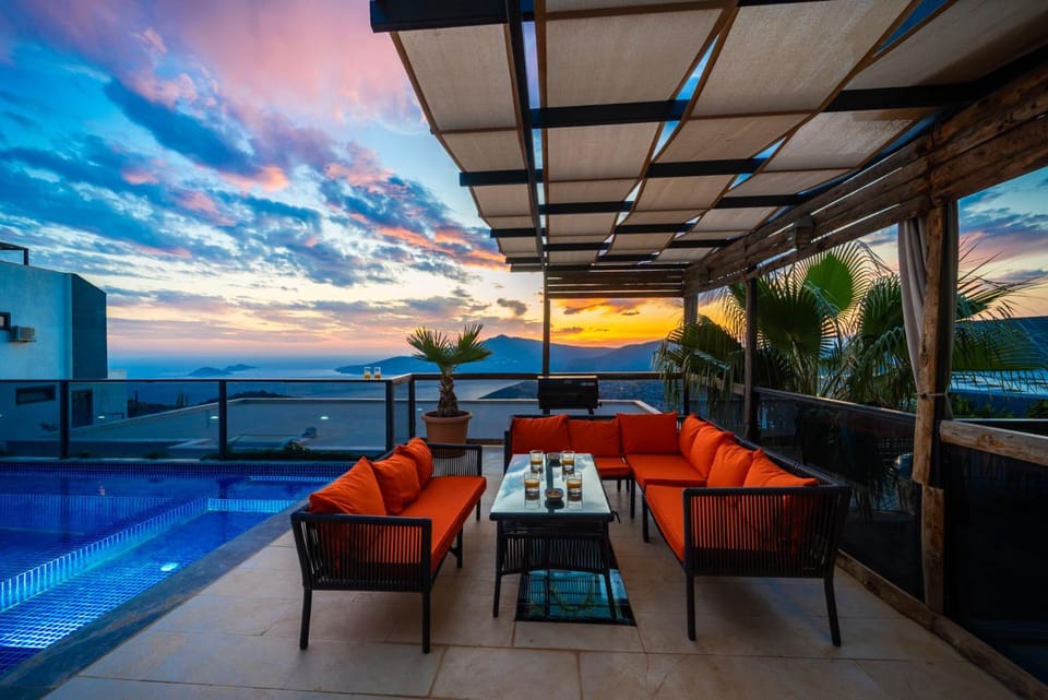 Patio, View (from property/room), Swimming pool