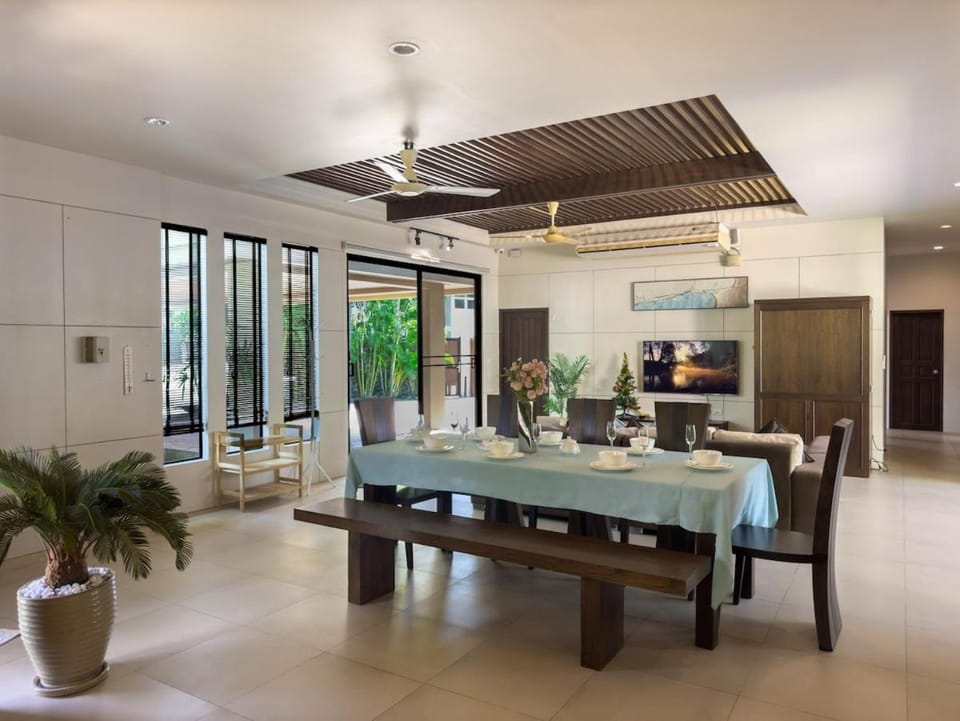 Villa Intira 5 bedrooms with 12m private pool and garden Villa in Rawai