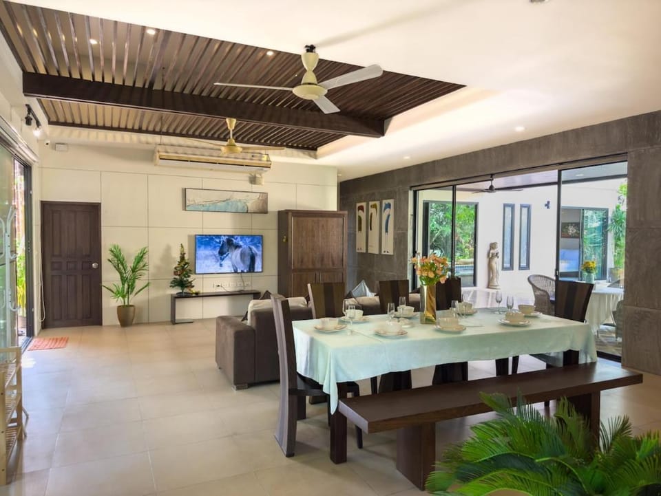 Villa Intira 5 bedrooms with 12m private pool and garden Villa in Rawai
