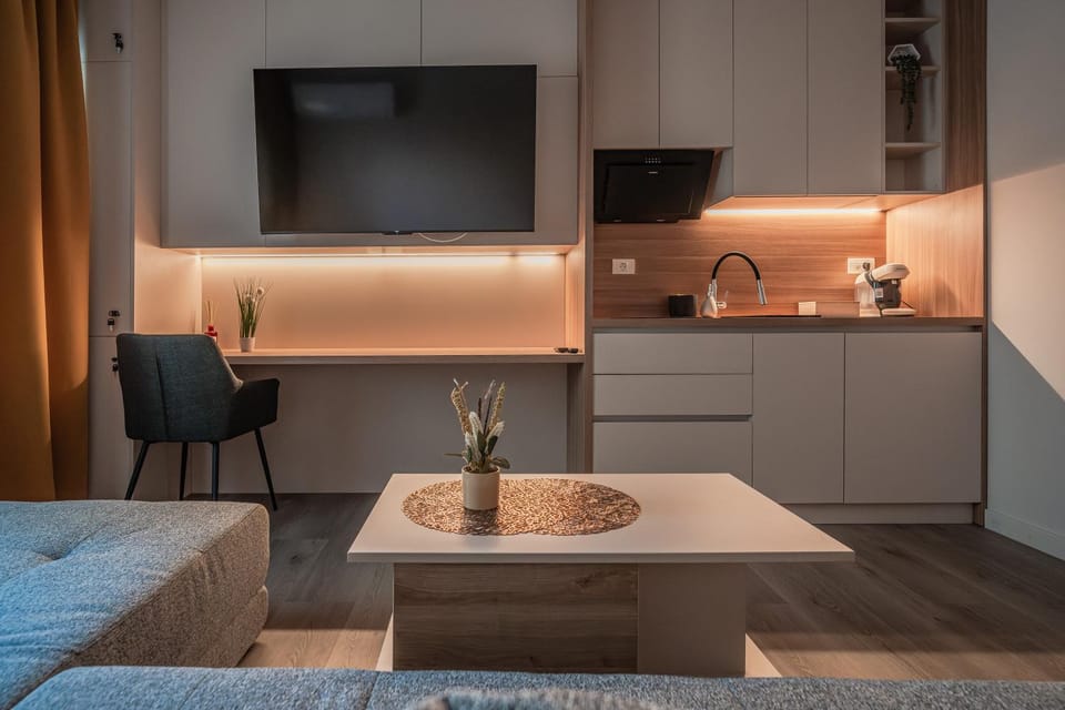 TV and multimedia, Kitchen or kitchenette