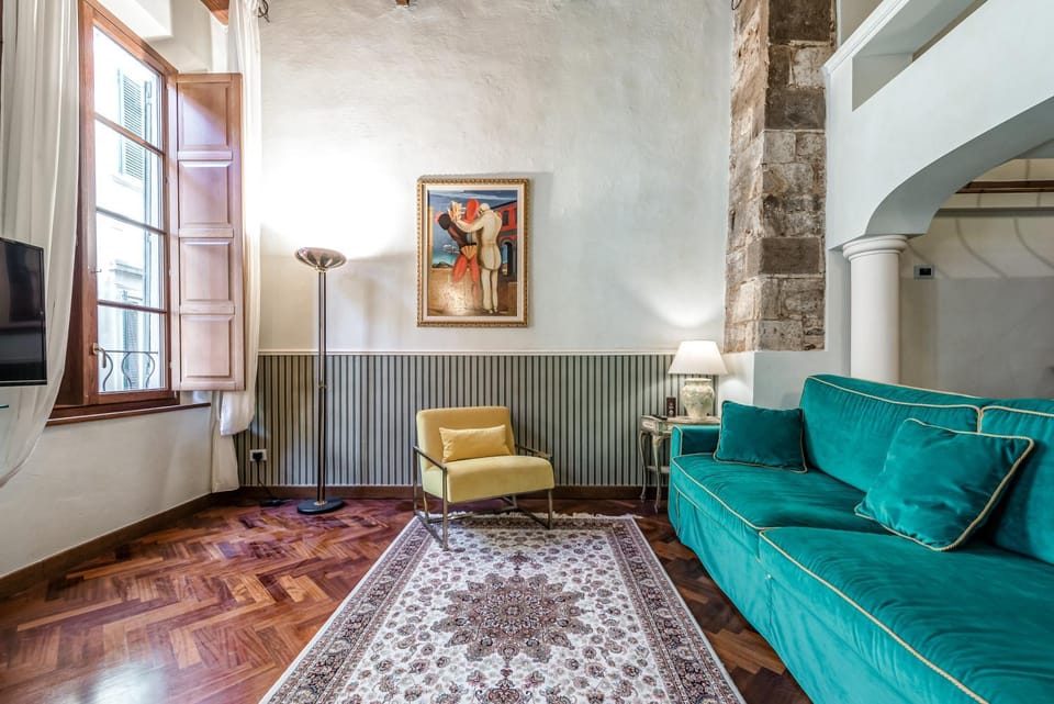 Hostly-Suite Magnifica Al Borgo-Central Elegance Apartment in Pisa
