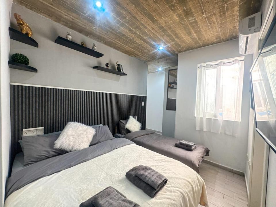 Paceville - 4B - Studio Near Nightlife Zone Apartment in Saint Julians