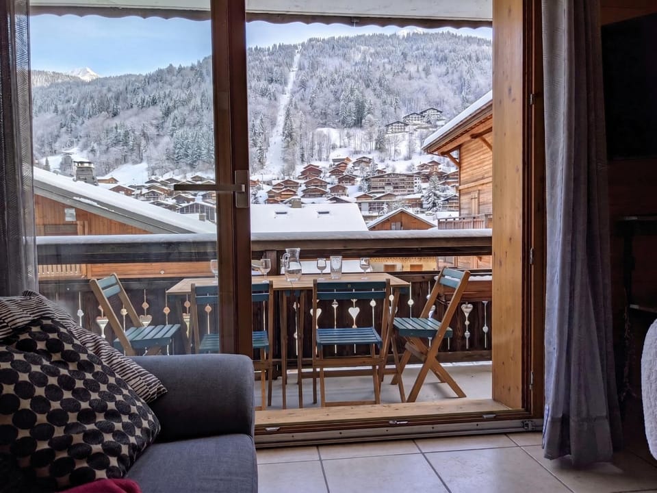 Apart Morzine Central - Mountain Voyages chalet Apartment in Montriond