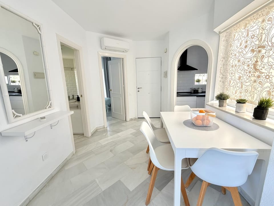 SR La Cartuja Calahonda 2 BDR with Sea View Apartment in Sitio de Calahonda