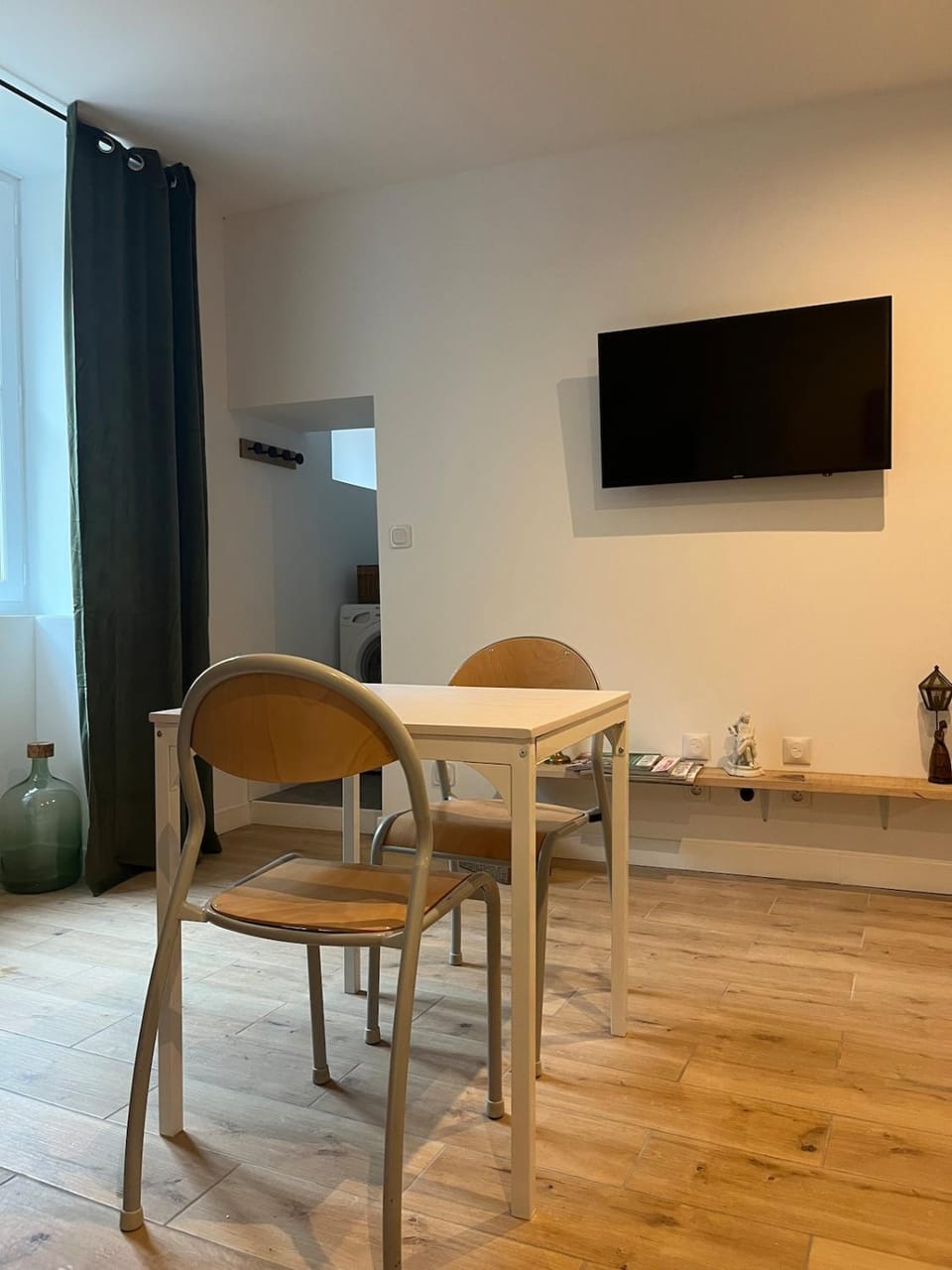 Studio climatisé Apartment in Auvergne-Rhône-Alpes
