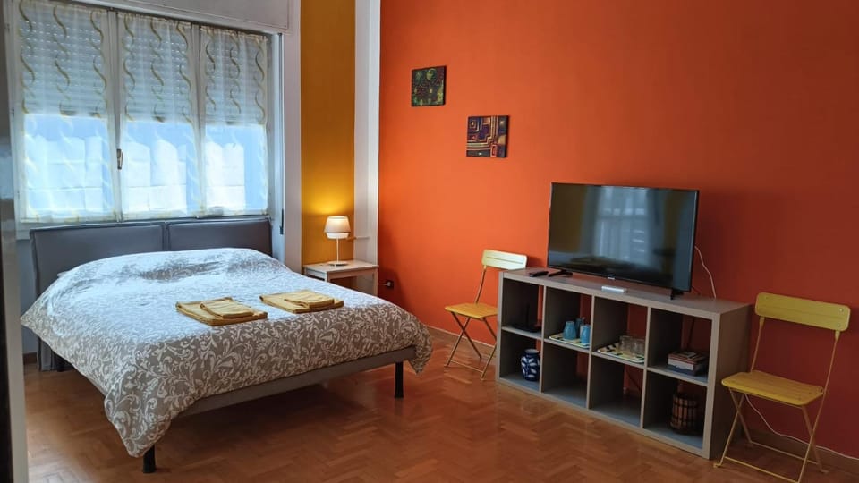Living room, Photo of the whole room