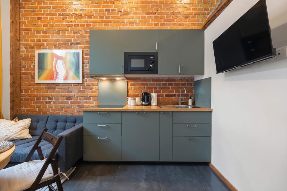 TV and multimedia, Kitchen or kitchenette, Living room