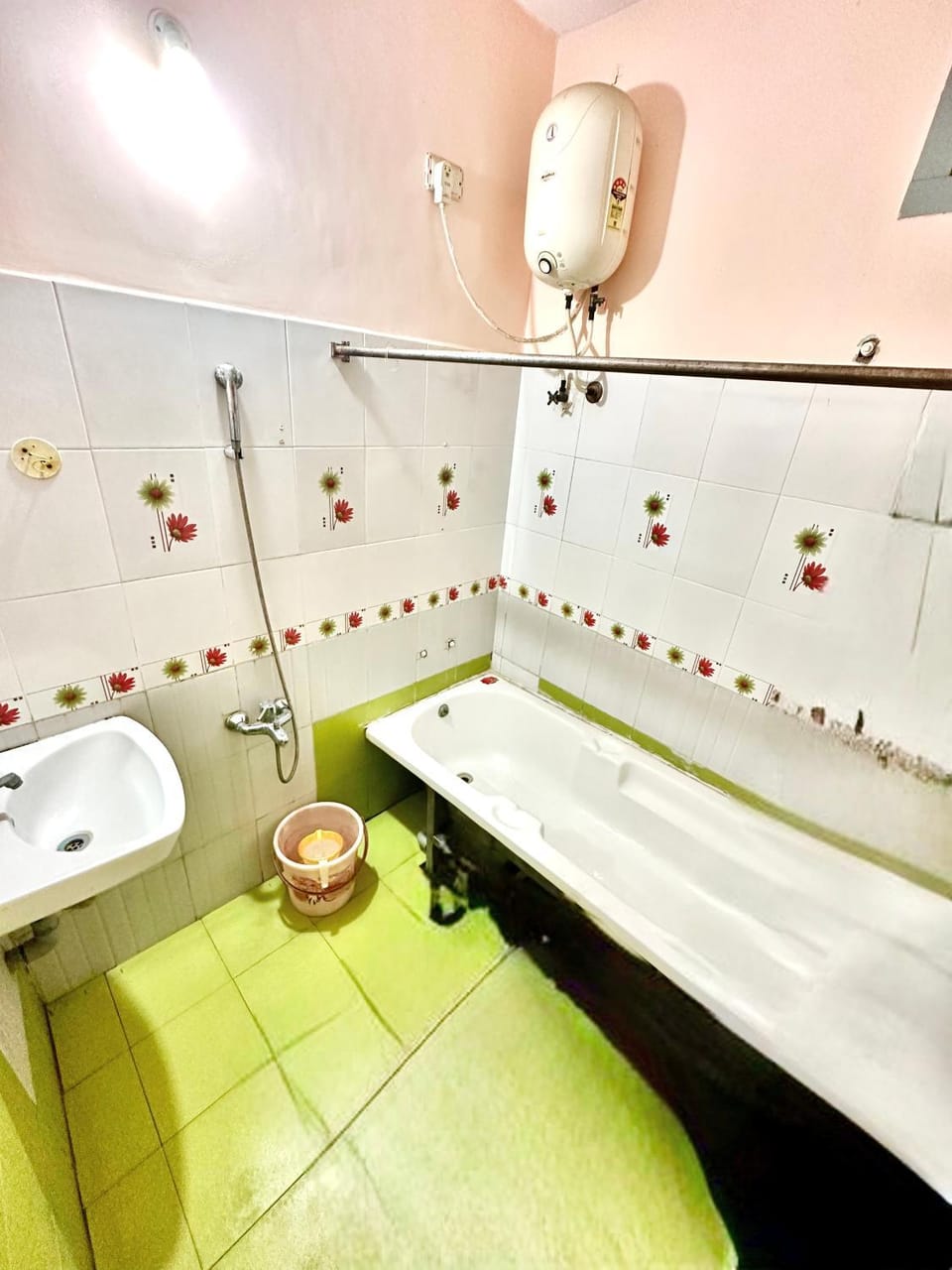 Toilet, Bathroom, Bath