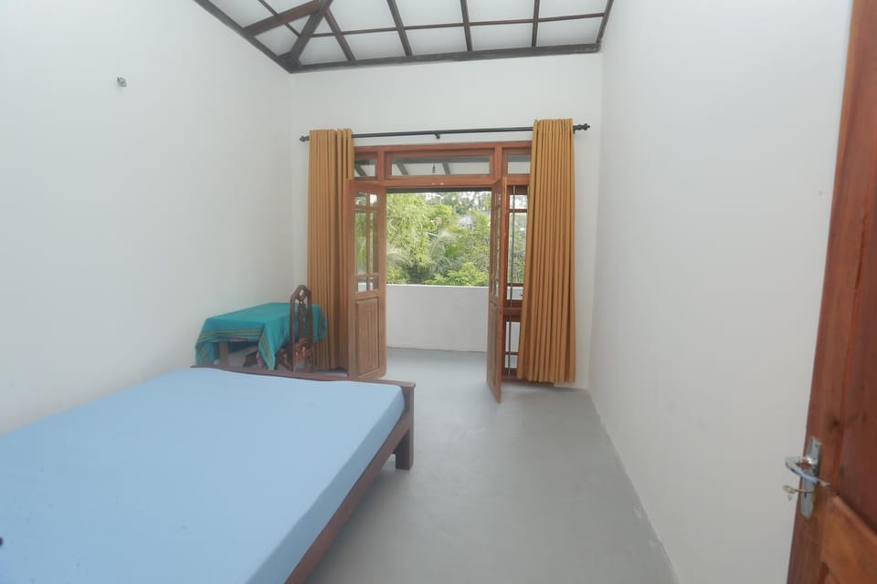 Cute Corner Bed and Breakfast in Galle