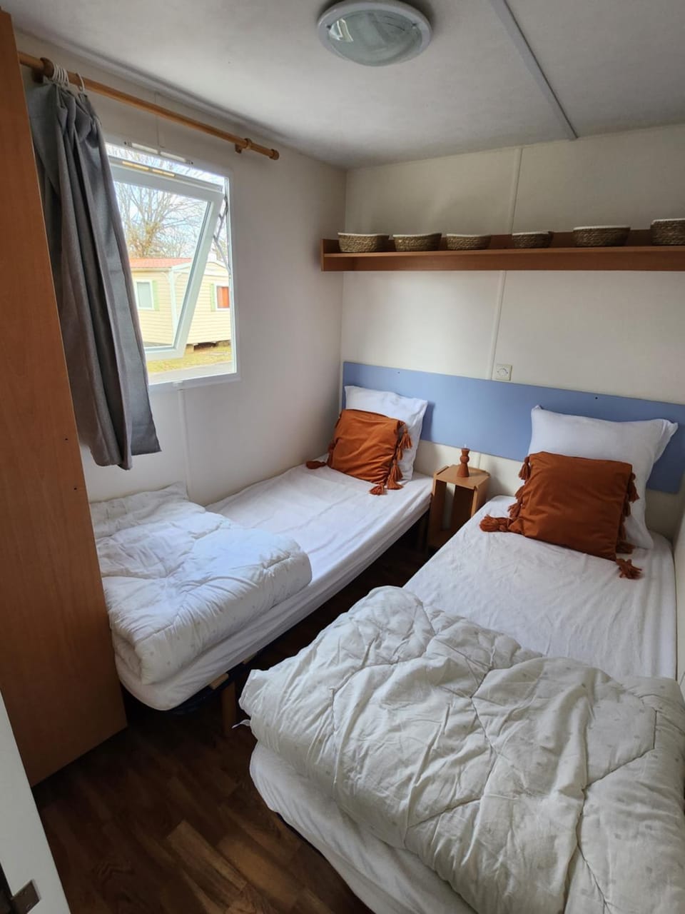 Bedroom, Internal: Not applicable to any particular room