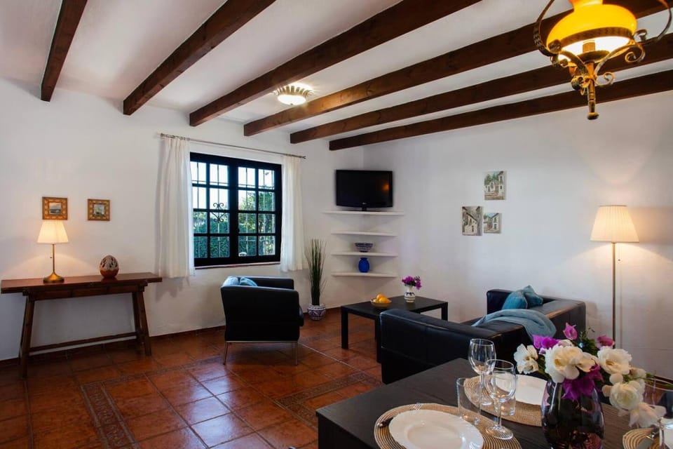 Beautiful house with garden & views in Mijas House in Valle del Guadalhorce