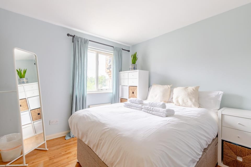 Cosy 2BD Home-Away-from-Home Hackney House in London Borough of Hackney
