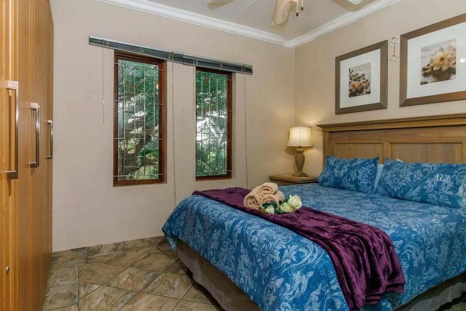 Bed, Photo of the whole room, wardrobe