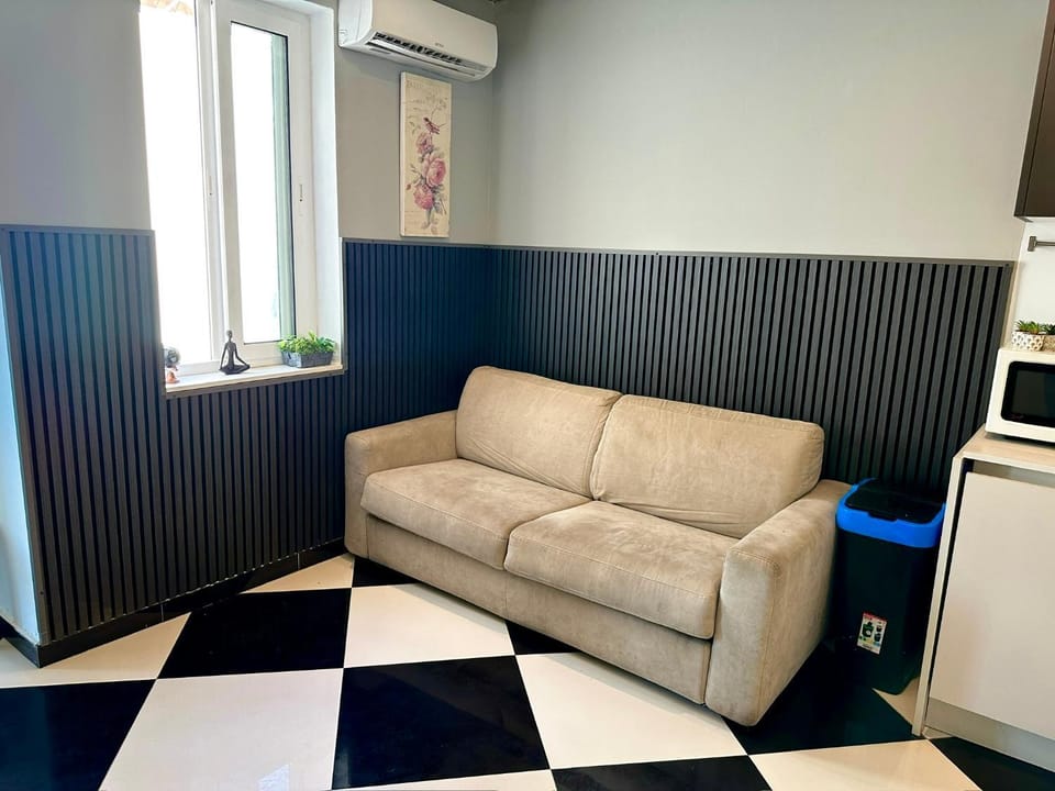 Paceville - Penthouse - HOT TUB & SEA VIEW ROOF Apartment in Saint Julians