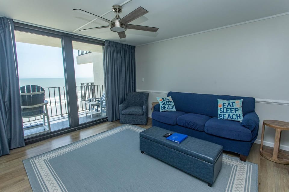 ROYAL GARDEN RESORT 601 condo Apartment in Garden City