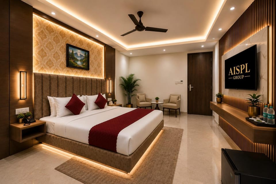 Bed, TV and multimedia, Photo of the whole room, Bedroom