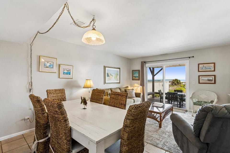 Endless Ocean View Duplex House in Fernandina Beach
