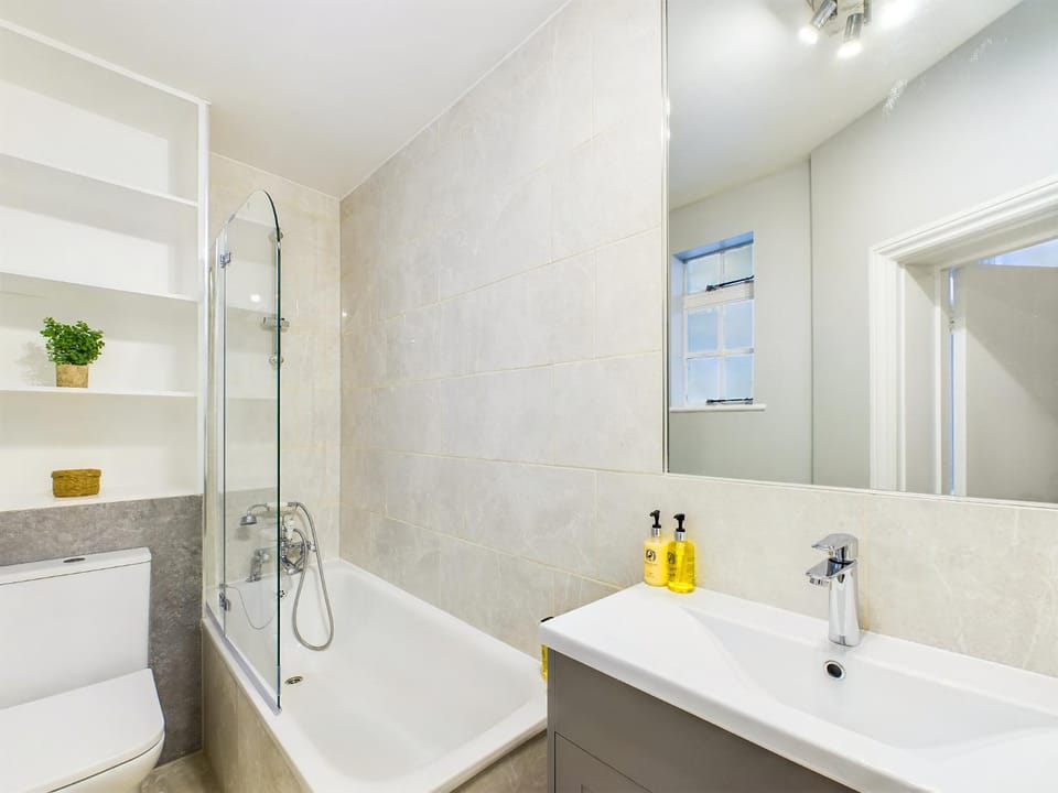 Shower, Bathroom, Bath, towels