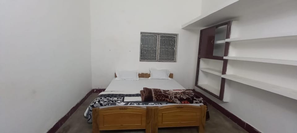 Geetanjali Home Stay Vacation rental in Uttar Pradesh