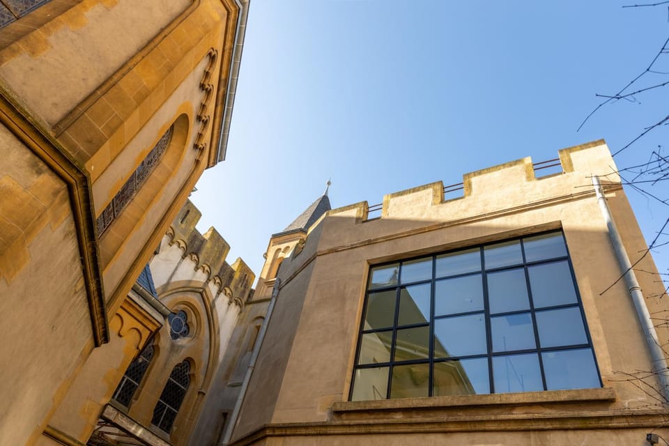 Property building, Landmark view, Inner courtyard view