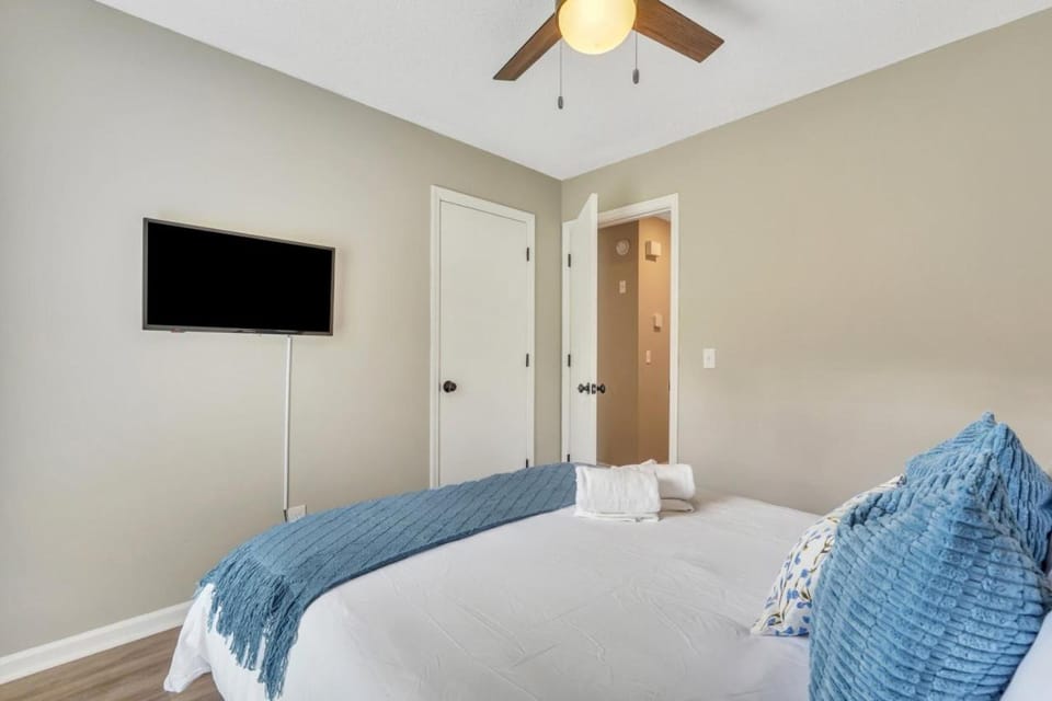 Cozy Retreat near Savannah House in Richmond Hill