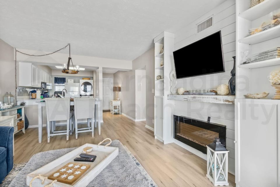 Coral Sands Beautiful Condominium Apartment in Fernandina Beach