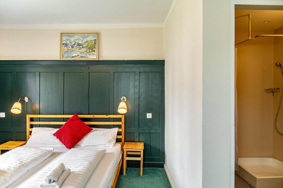 Property building, Living room, Bedroom