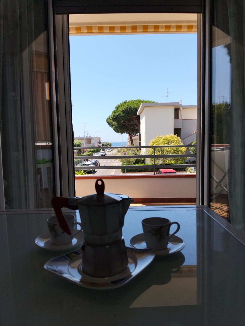 View (from property/room), Balcony/Terrace, Dining area