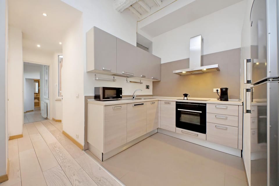 Kitchen or kitchenette, stove
