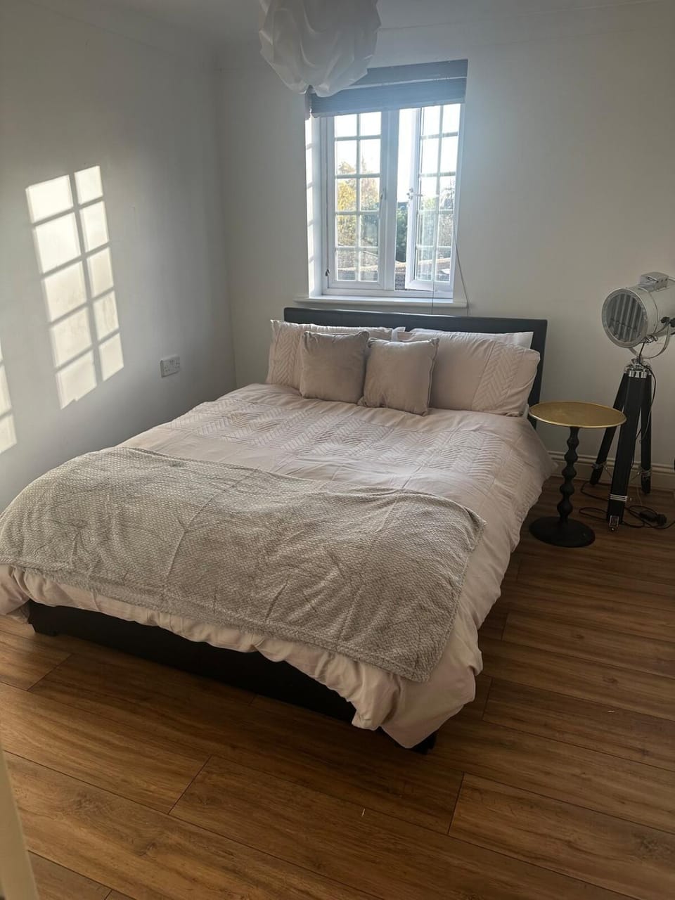 Beautiful three story town house House in Spalding