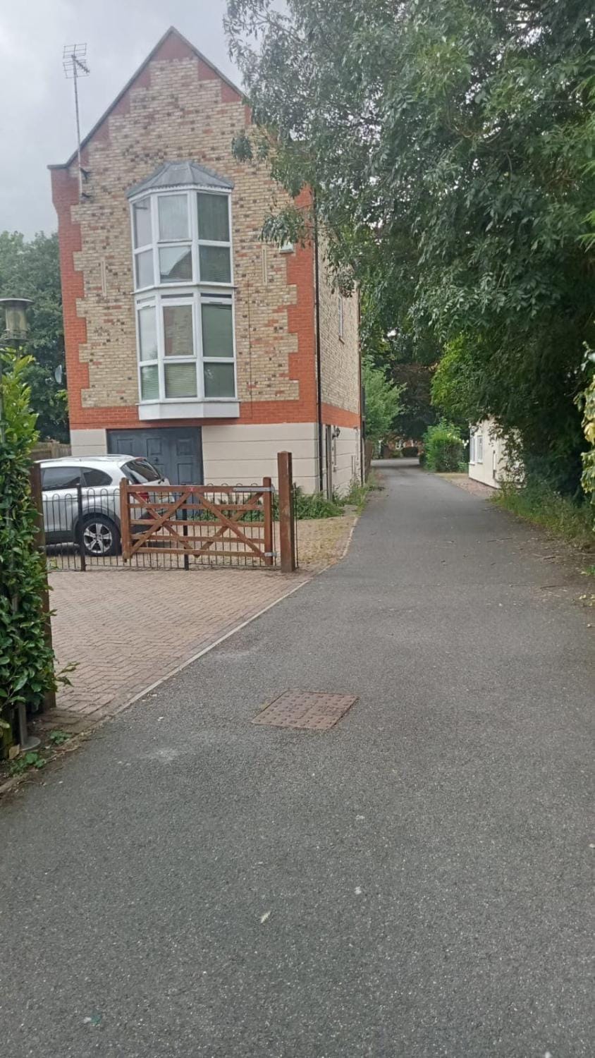Beautiful three story town house House in Spalding