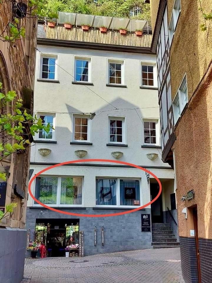 Property building, City view, Location
