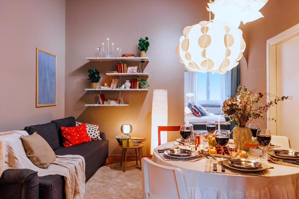 Living room, Photo of the whole room, Seating area, Dining area