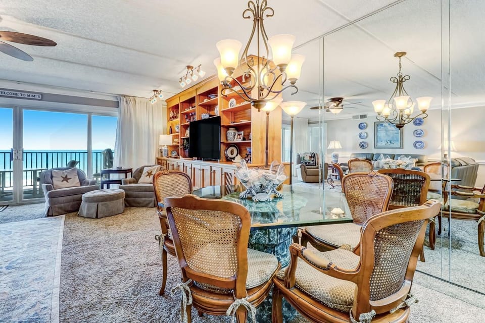 Redecorated Foreshore Condo Apartment in Fernandina Beach