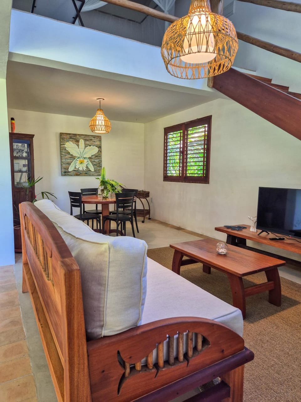 Communal lounge/ TV room, TV and multimedia, Living room, Seating area, Dining area, Evening entertainment