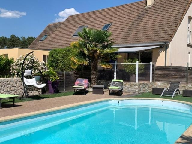 Pool view, Swimming pool