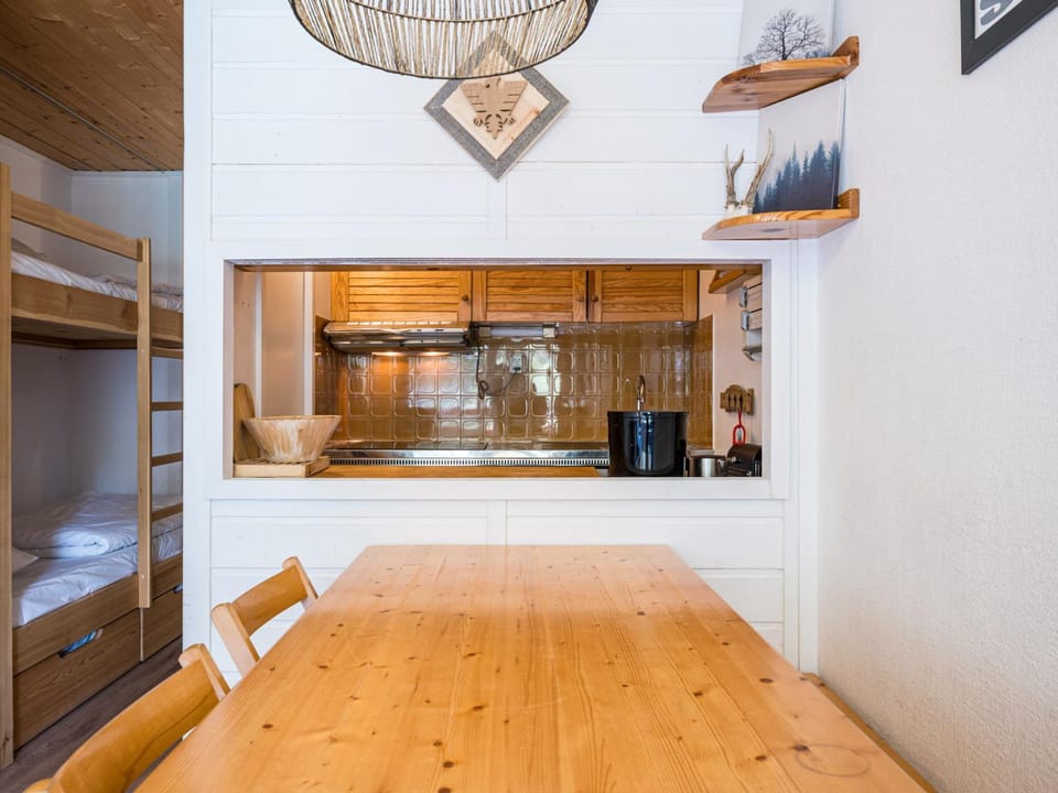 Studio central 3-4 pers, proche pistes, balcon - FR-1-518-163 Apartment in Val dIsere