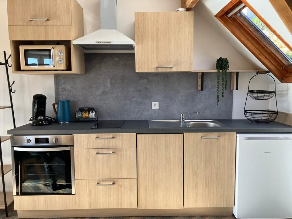 Appartement avec vue sur port de Sauzon, Wifi, 1 chambre - FR-1-418-257 Apartment in Brittany