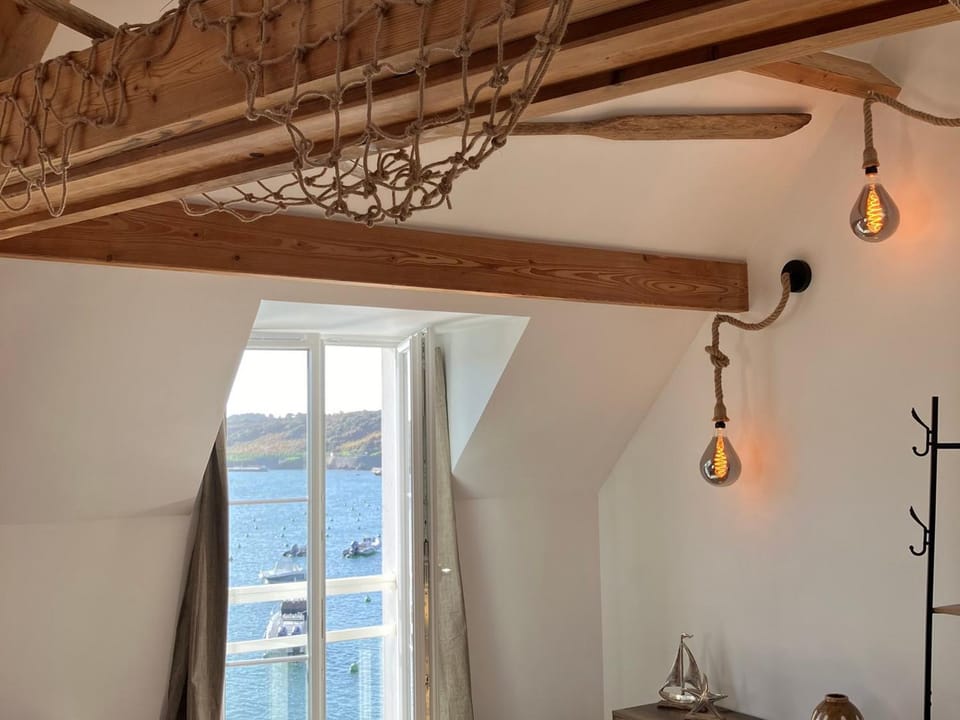 Appartement avec vue sur port de Sauzon, Wifi, 1 chambre - FR-1-418-257 Apartment in Brittany