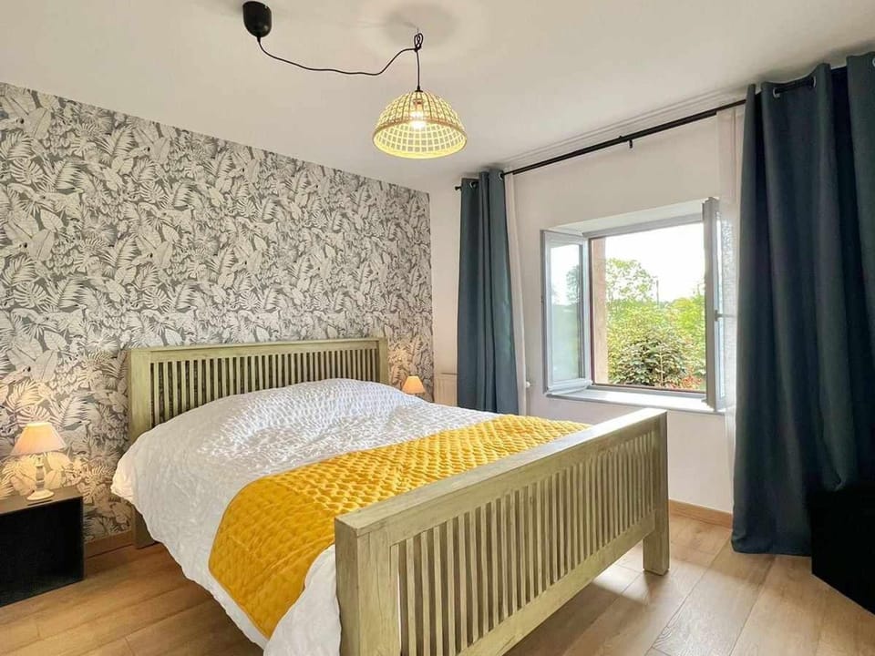 Gîte Charme 4 Chambres avec Salle d'eau, Confort Moderne - FR-1-584-368 House in Vosges
