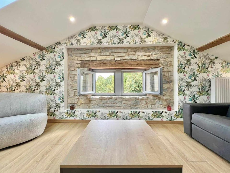 Gîte Charme 4 Chambres avec Salle d'eau, Confort Moderne - FR-1-584-368 House in Vosges