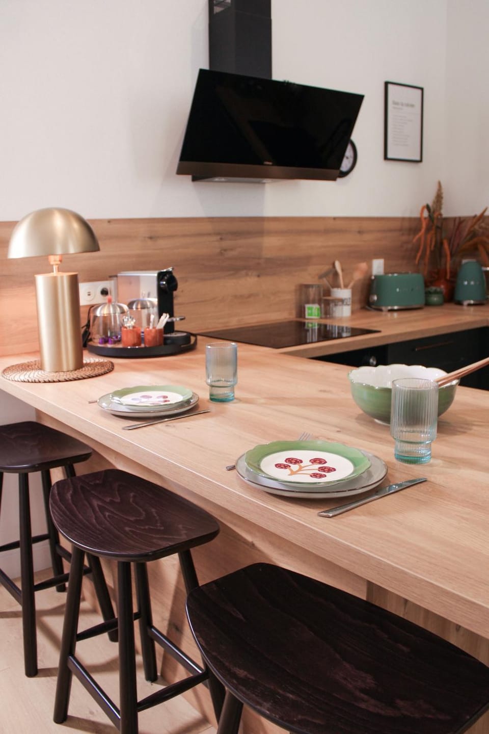 Dining area, Food