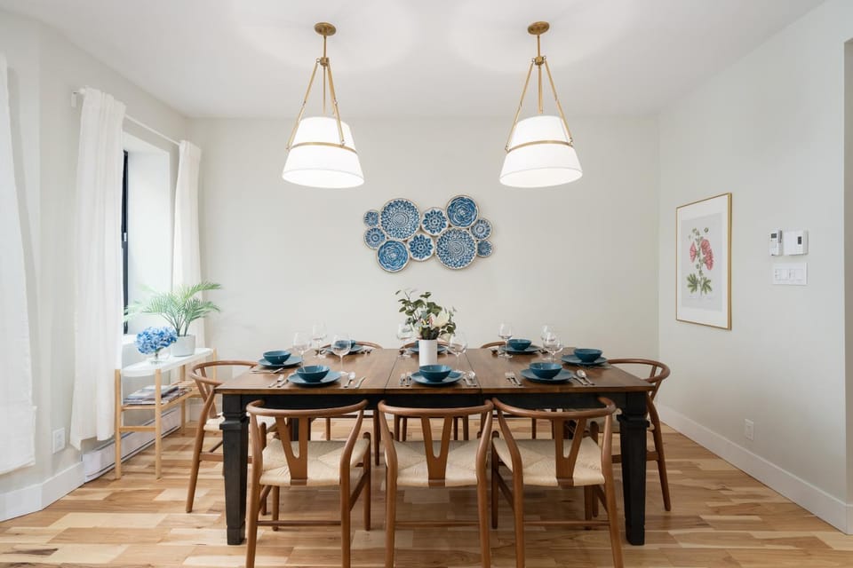 Les Residences Saint Laurent- Parc Mont Royal Apartment in Laval