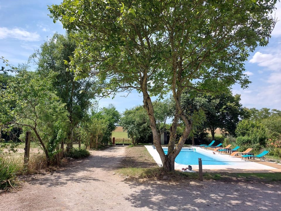 Chalet cosy et romantique avec terrasse en Eure-et-Loir - FR-1-581-148 House in Centre-Val de Loire