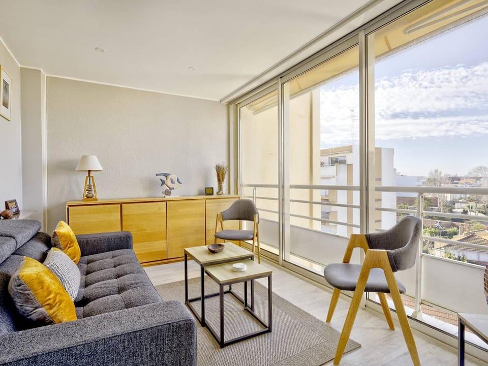 Arcachon - T3 avec terrasse, parking et WIFI - FR-1-433-131 Apartment in Arcachon