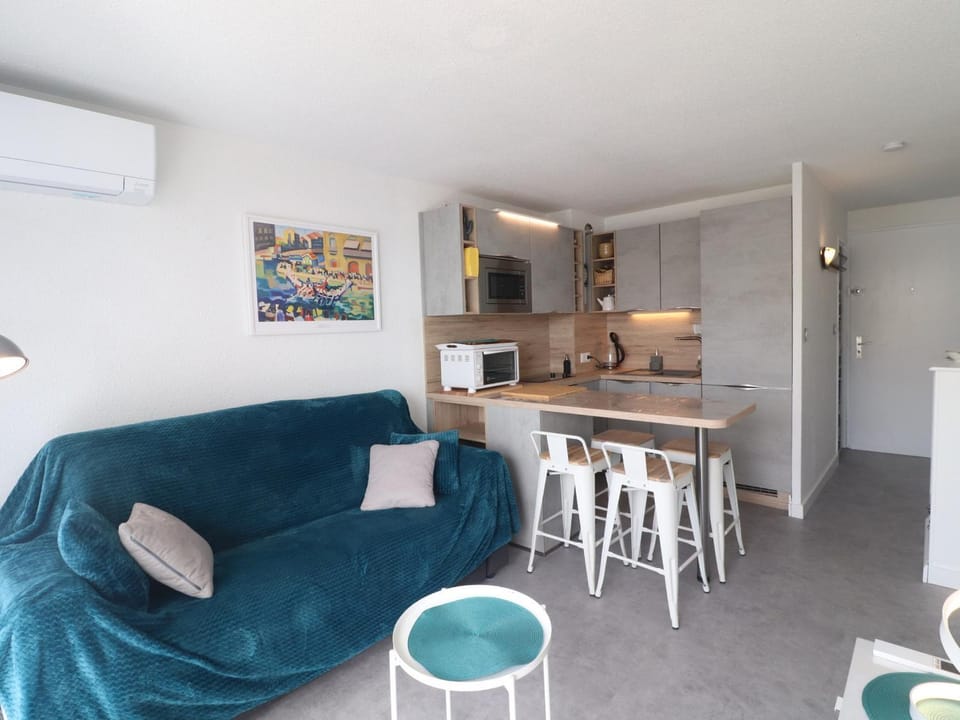 Magnifique 30m² rénové avec terrasse, 2 pièces pour 4 personnes à Sète - FR-1-472A-312 Apartment in Occitanie