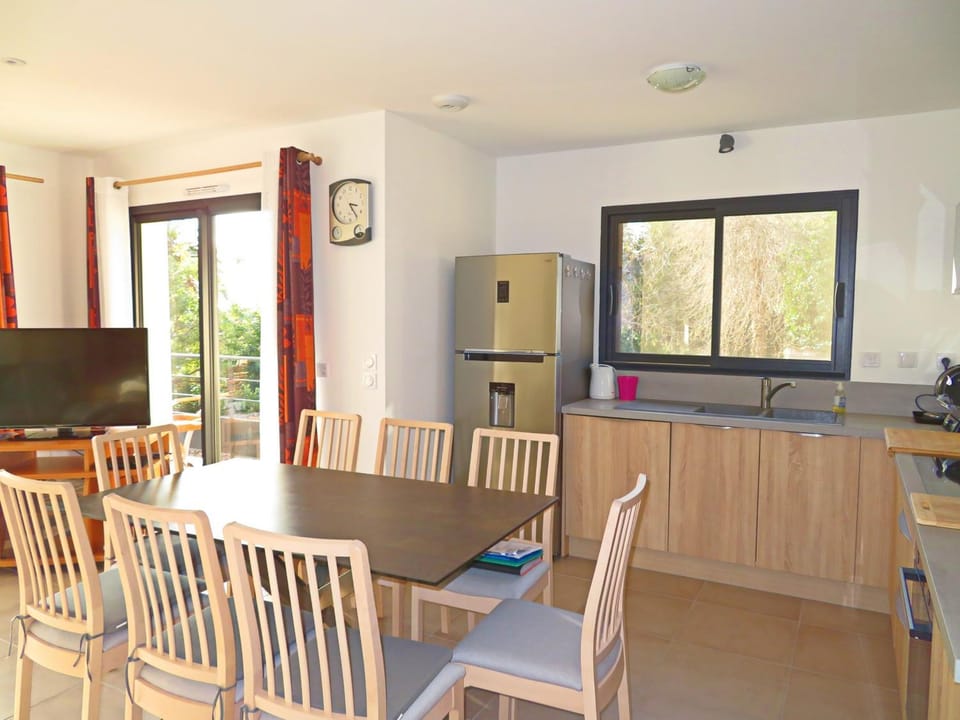 Villa 4 pièces pour 6 pers. avec WIFI et 2 parkings à Sète - FR-1-338-597 Villa in Occitanie