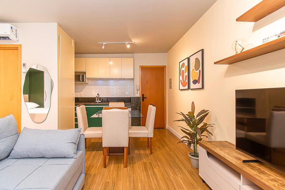 TV and multimedia, Kitchen or kitchenette, Photo of the whole room, Seating area, Dining area
