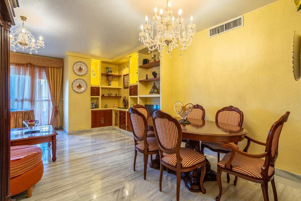 Sevilla Sunshine - Vacacional Sevilla Apartment in Andalusia